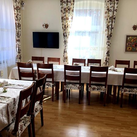 Pensiunea Lucia Sfântu-Gheorghe Esterno foto
